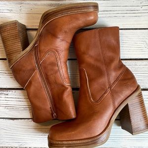 Frye Karma Vintage Chunky Boots